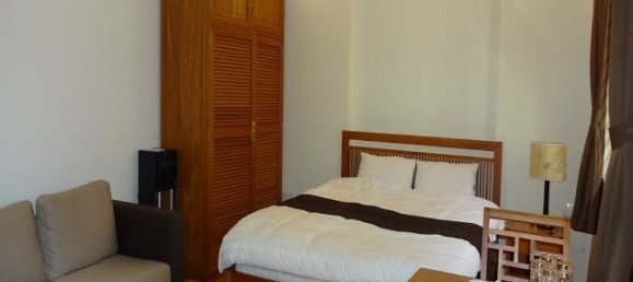 Studio in Tay Ho, Vietnam No. 4936 8