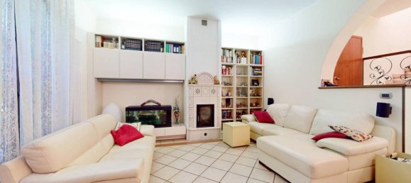 7 rooms Villa in Monte San Pietro, Italy No. 116759 2