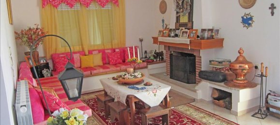 Propiedad comercial de 5 dormitorios en Xylokastro, Greece No. 7158 14