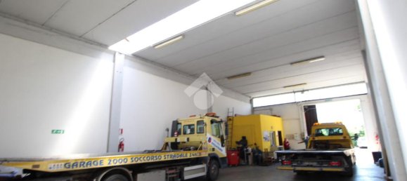 2 rooms Warehouse in Modena, Italy No. 229801 12