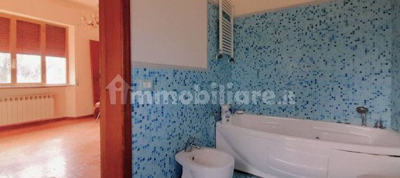 4 bedrooms Villa in Lucca, Italy No. 13090 31