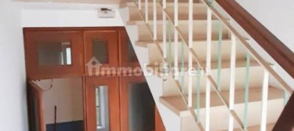 4 bedrooms Villa in Lucca, Italy No. 13090 37