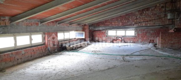 4 bedrooms Villa in Lucca, Italy No. 13090 35