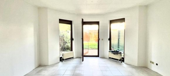 5 rooms Townhouse in Strasshof an der Nordbahn, Austria No. 124664 2
