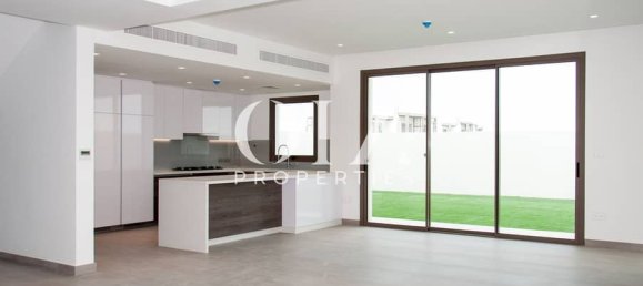 5 bedrooms Villa in Yas Island, UAE No. 22621 6