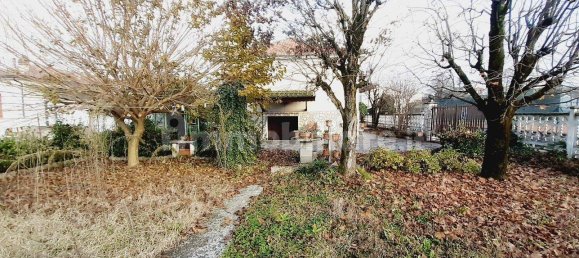 2 bedrooms Villa in Lungavilla, Italy No. 190243 36