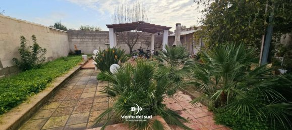 Вилла с 2 спальнями в Porto Cesareo, Италия № 34657 14