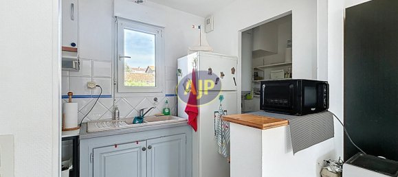 Здание с 4 спальнями в Тонне-Шарант, Франция № 277468 7