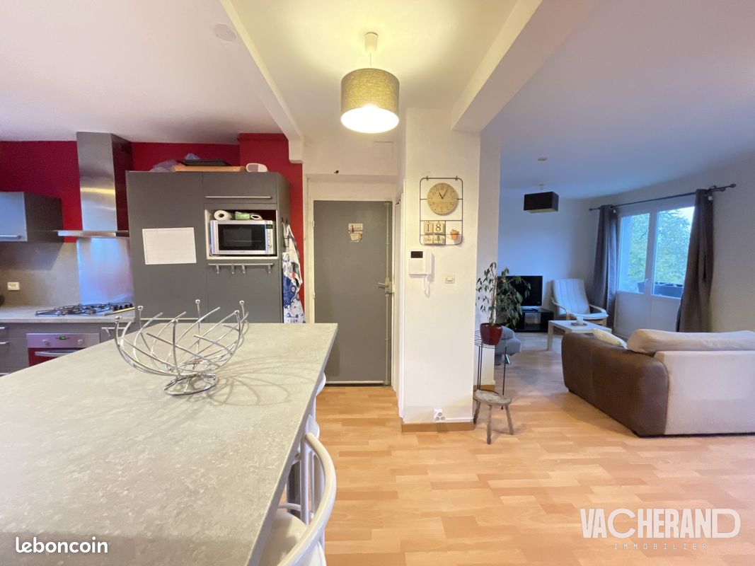 Квартира с 2 спальнями в Вильнёв-д’Аск, Франция № 159979