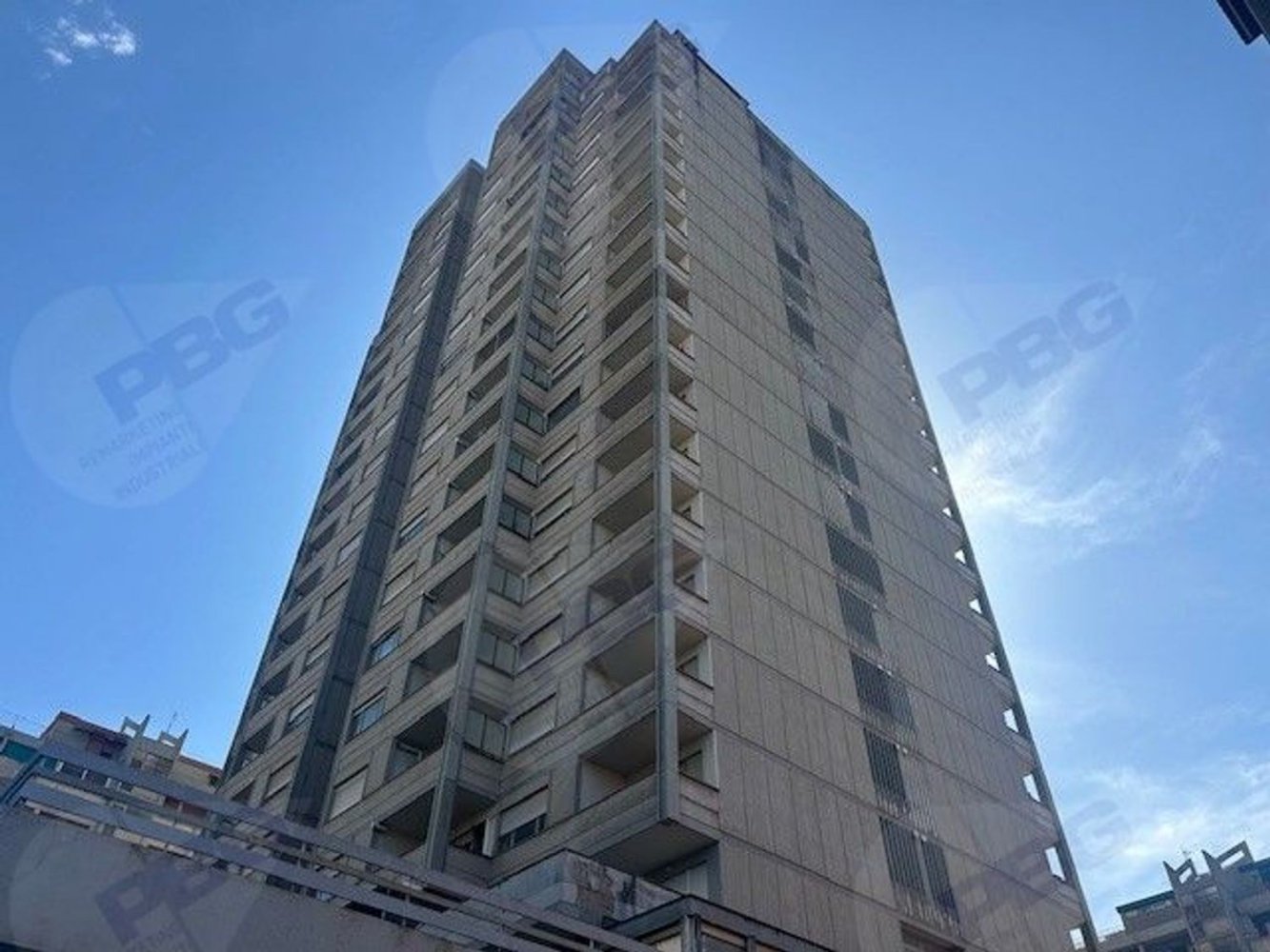 Квартира с 4 комнатами в Латина, Италия № 72600