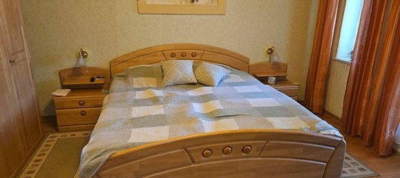 Moradia em banda de 8 divisões em Neunkirchen, Germany N.º 45931 11