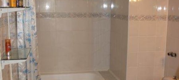 4 bedrooms Apartment in Baku, Azerbaijan No. 648 8