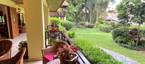 5 bedrooms Villa in Hua Hin, Thailand No. 25203 7