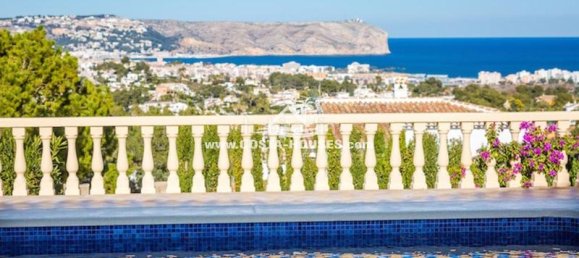 Вилла с 5 спальнями в Аликанте, Испания № 55032 96