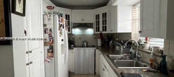5 dormitorios villa en venta en Miami, Miami-Dade, Florida, USA № 614191 10