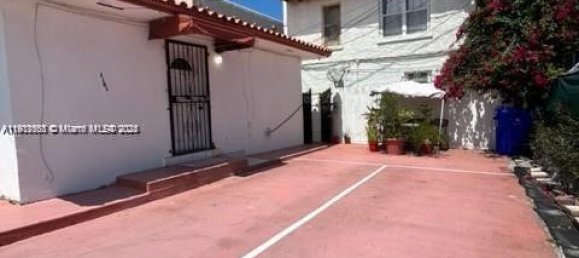 5 dormitorios villa en venta en Miami, Miami-Dade, Florida, USA № 614191 5