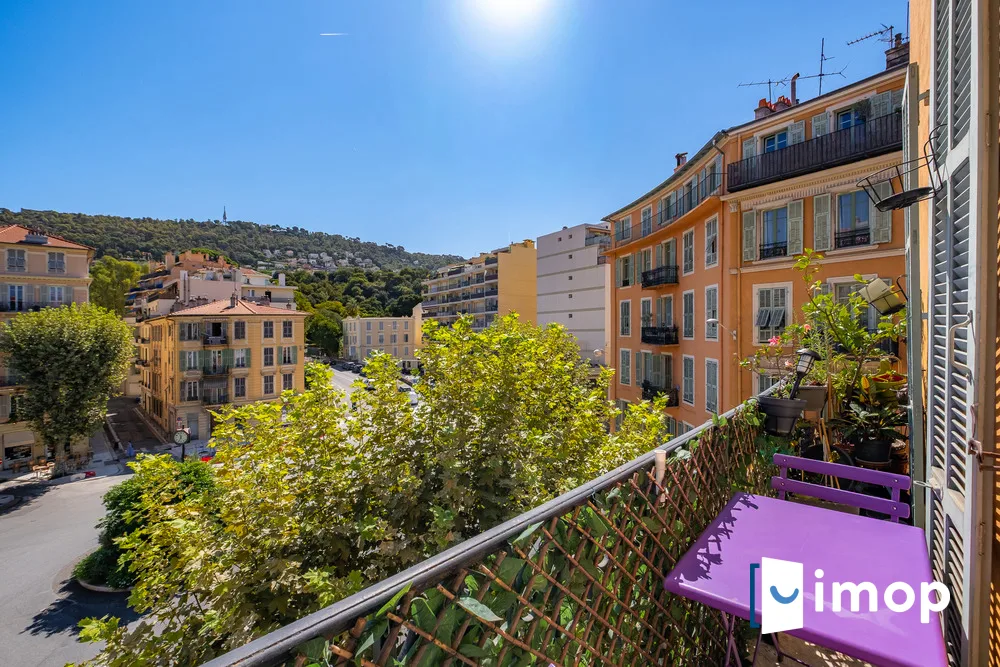 2 bedrooms Apartment in Nice, France No. 339546