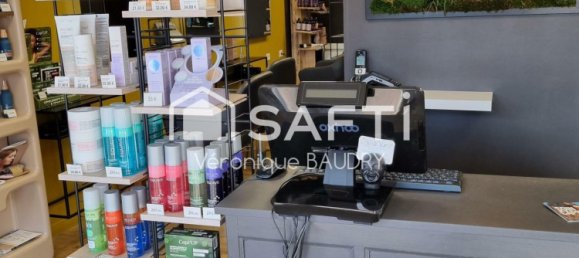 56m² Commercial property in Saint-Jacques-de-la-Lande, France No. 307072 4