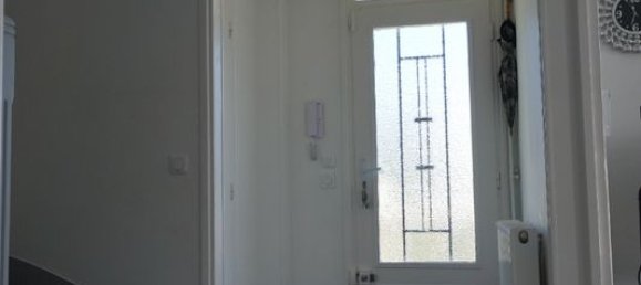 3 bedrooms House in Les Pavillons-sous-Bois, France No. 184713 6