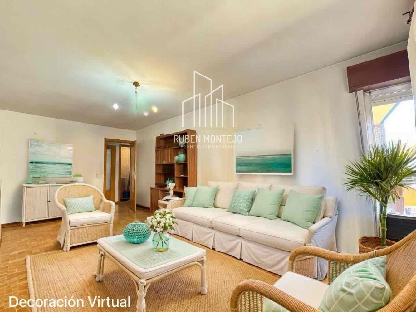 3 bedrooms Apartment in Salamanca, Spain No. 98247