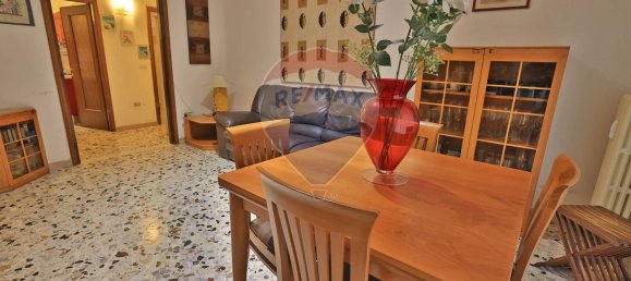 Apartamento de 3 dormitorios en Bollate, Italy No. 357877 3