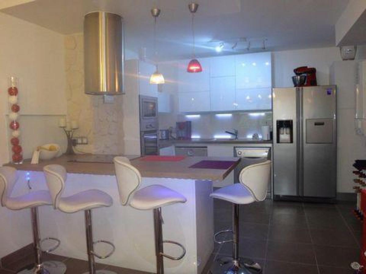 Apartamento com 2 quartos em condomínio em Menton, France N.º 11698