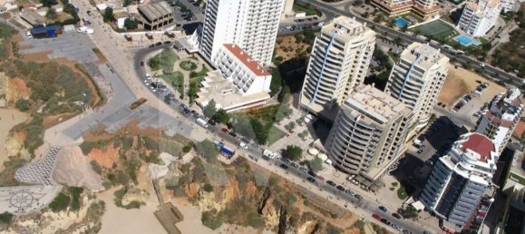 Propiedad comercial en Portimao, Portugal 328 m² No. 57625 3