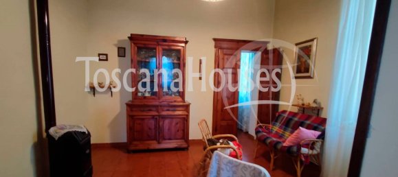 Вилла с 10 спальнями в Санта Луче, Италия № 85355 9