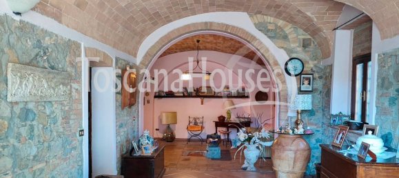 Вилла с 10 спальнями в Санта Луче, Италия № 85355 23