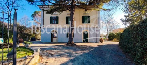 Вилла с 10 спальнями в Санта Луче, Италия № 85355 5