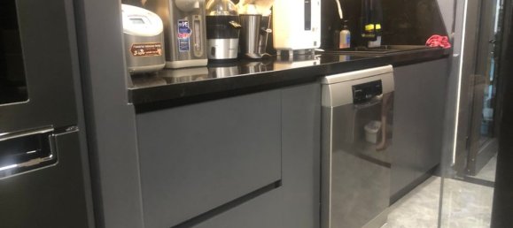 3 bedrooms Apartment in District 10, Vietnam No. 18316 11