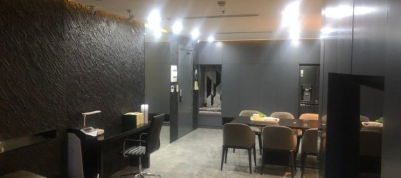 3 bedrooms Apartment in District 10, Vietnam No. 18316 9