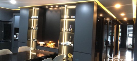 3 bedrooms Apartment in District 10, Vietnam No. 18316 20