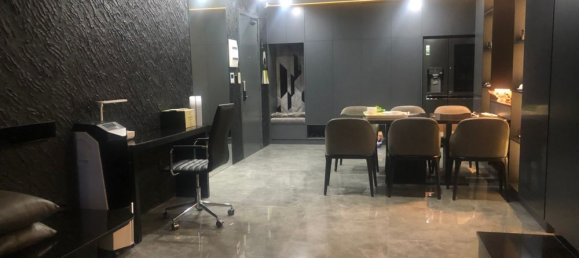 3 bedrooms Apartment in District 10, Vietnam No. 18316 12