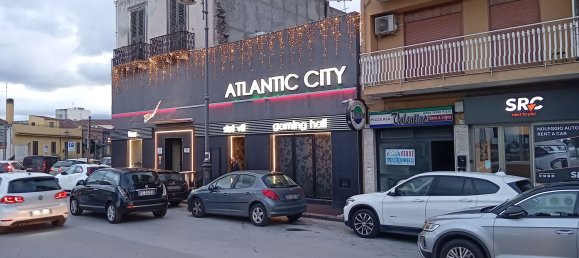 Коммерческая недвижимость 85м² в Милаццо, Италия № 65723 5