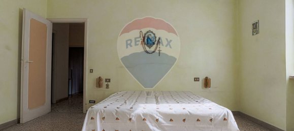 2 Schlafzimmer Wohnung in Rome, Italy, Nr. 58310 9