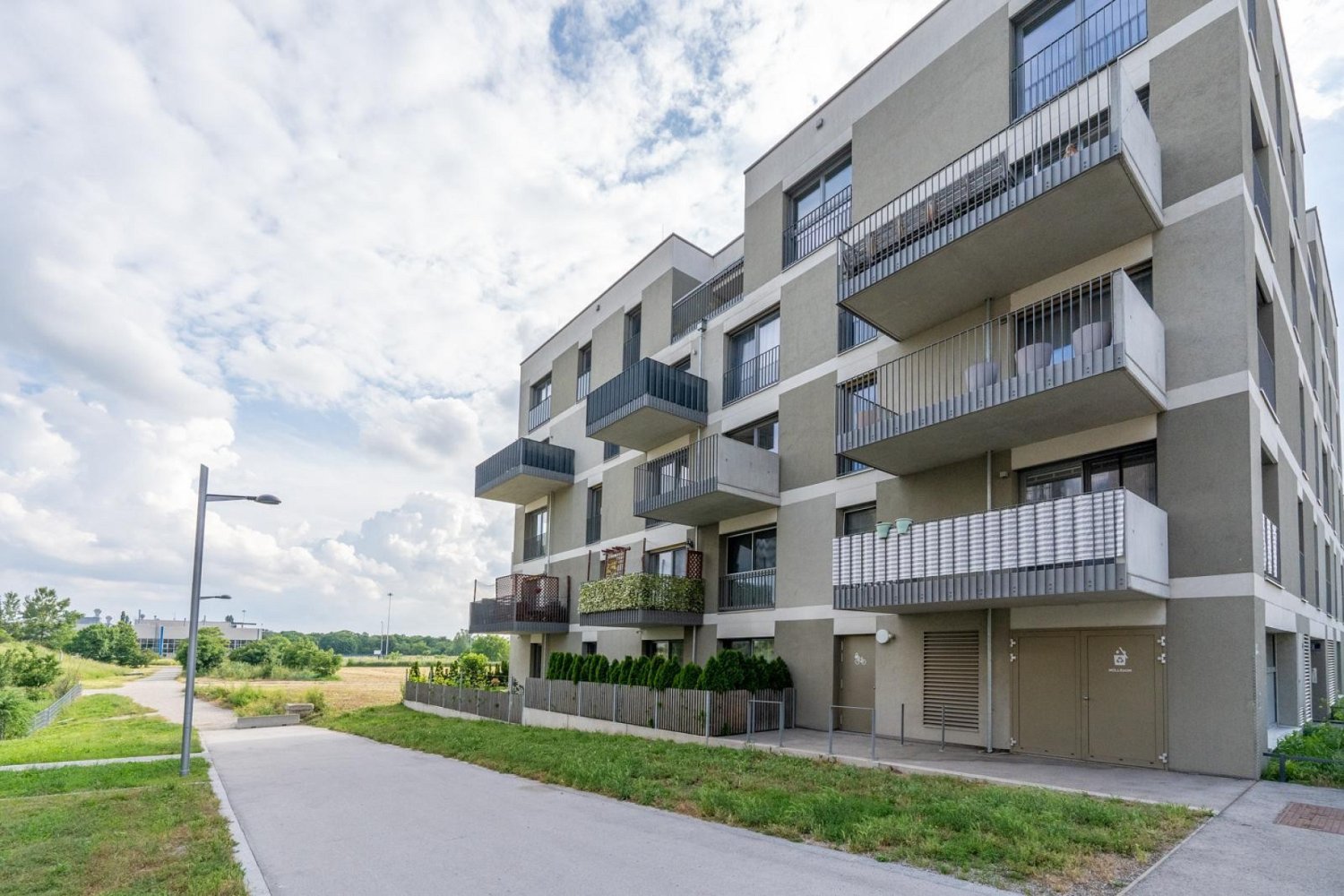 4 rooms Apartment in Vienna, Austria No. 196564