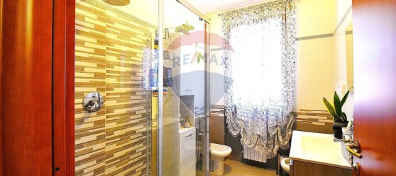 2 Schlafzimmer Wohnung in Capriolo, Italy, Nr. 295812 11