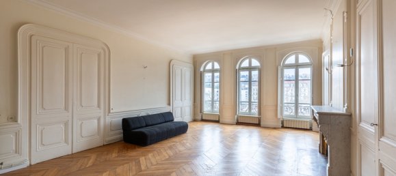 3 bedrooms Apartment in Lyon, France No. 331334 3