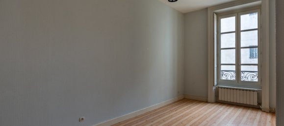 3 bedrooms Apartment in Lyon, France No. 331334 6