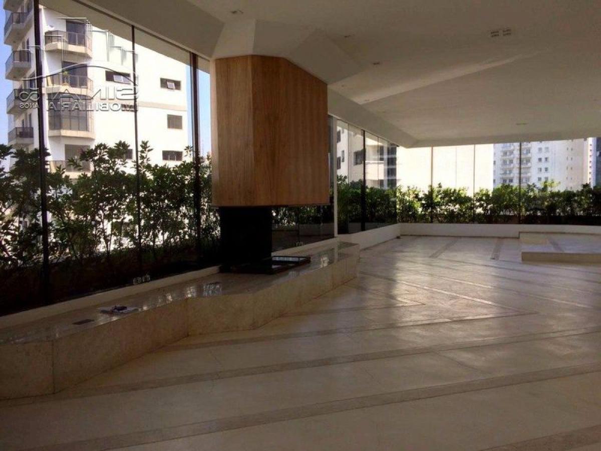 4 bedrooms House in Sao Paulo, Brazil No. 573736