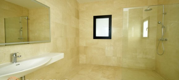 4 bedrooms Villa in Altea, Spain No. 5313 13