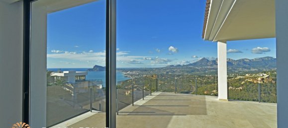 4 bedrooms Villa in Altea, Spain No. 5313 14