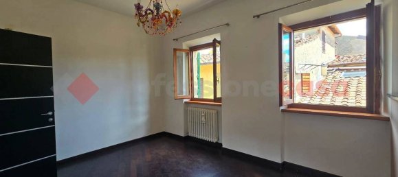 2 Schlafzimmer Wohnung in Arezzo, Italy, Nr. 259463 8