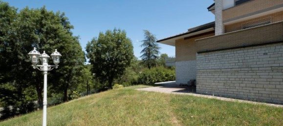 3 bedrooms House in Pianoro, Italy No. 270860 36