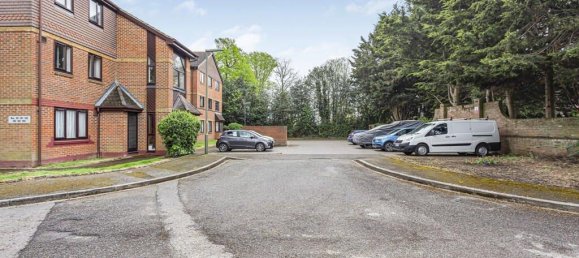 1 غرف نوم شقة في Surrey, United Kingdom رقم 8613 10