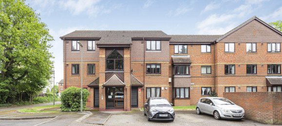 1 غرف نوم شقة في Surrey, United Kingdom رقم 8613 12