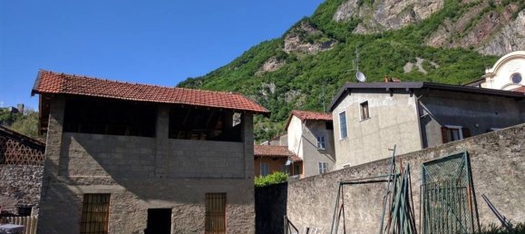 Дом с 3 комнатами в Веркураго, Италия № 87854 3