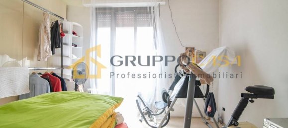 Квартира с 2 спальнями в Чернуско суль Навильо, Италия № 355065 25