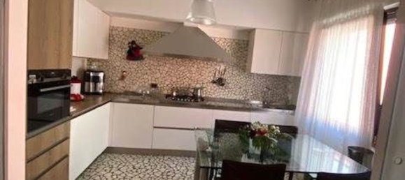 4 bedrooms Apartment in Chioggia, Italy No. 315606 3